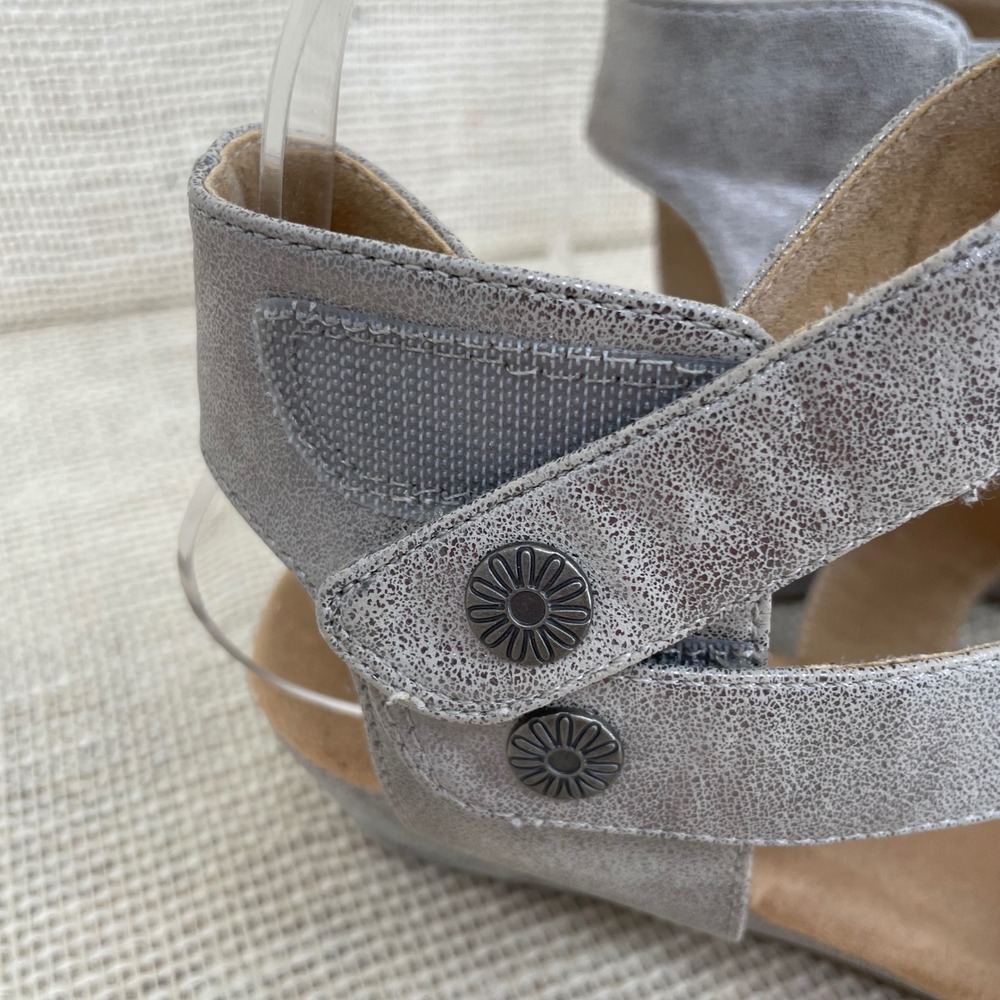 Rockport Briah Perf Sling Silver Metallic Wedge Sandals CH5113‎ Womens 7.5 M - Picture 7 of 11